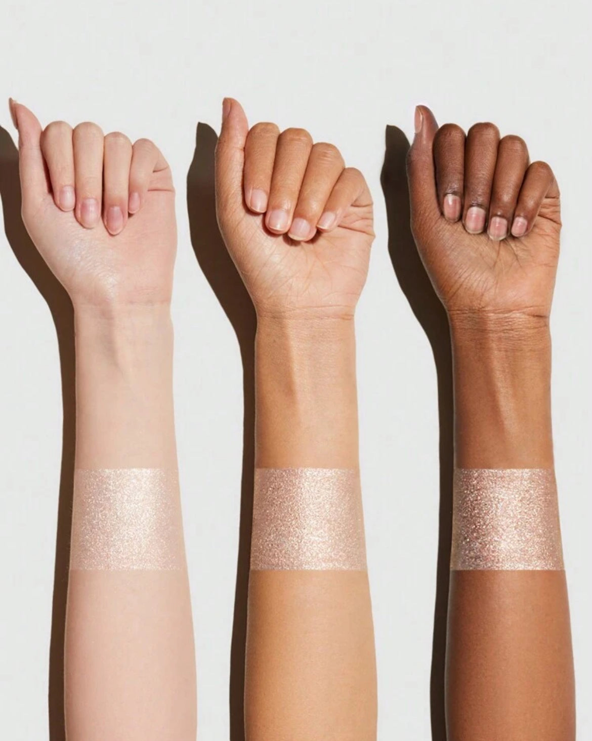 Iluminador Snitch Dorada de Harry Potter™ X SHEGLAM BAJO PEDIDO