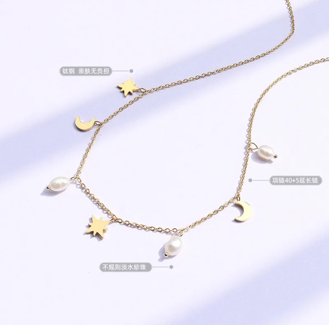 Collar de acero inoxidable con baño de oro