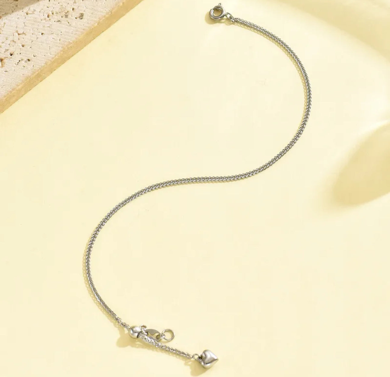 Pulsera de acero inoxidable con baño de oro