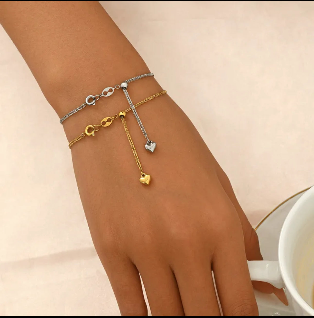 Pulsera de acero inoxidable con baño de oro